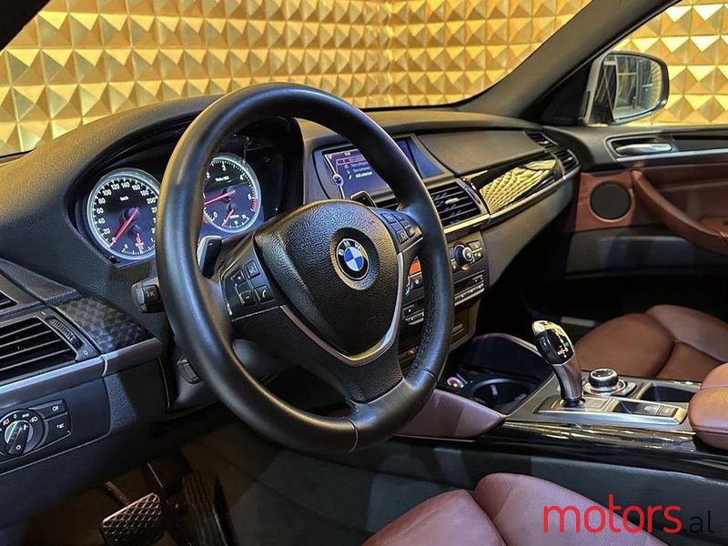 2012' BMW X6 photo #5