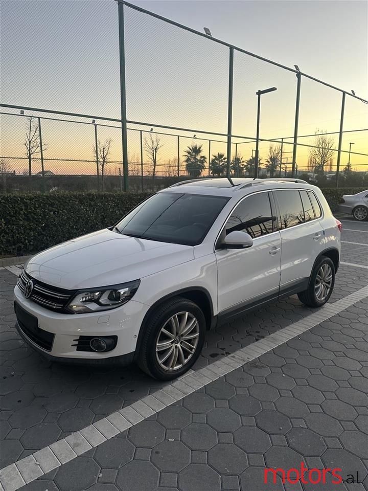 2014' Volkswagen Tiguan photo #5