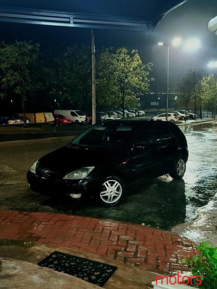 2003' Ford Focus photo #1