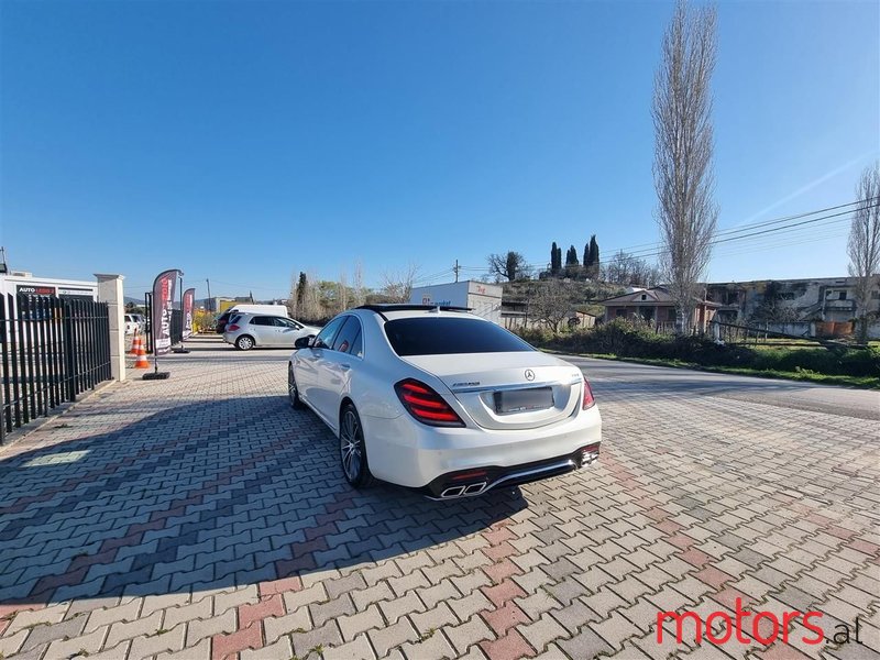 2016' Mercedes-Benz S 63 AMG photo #2