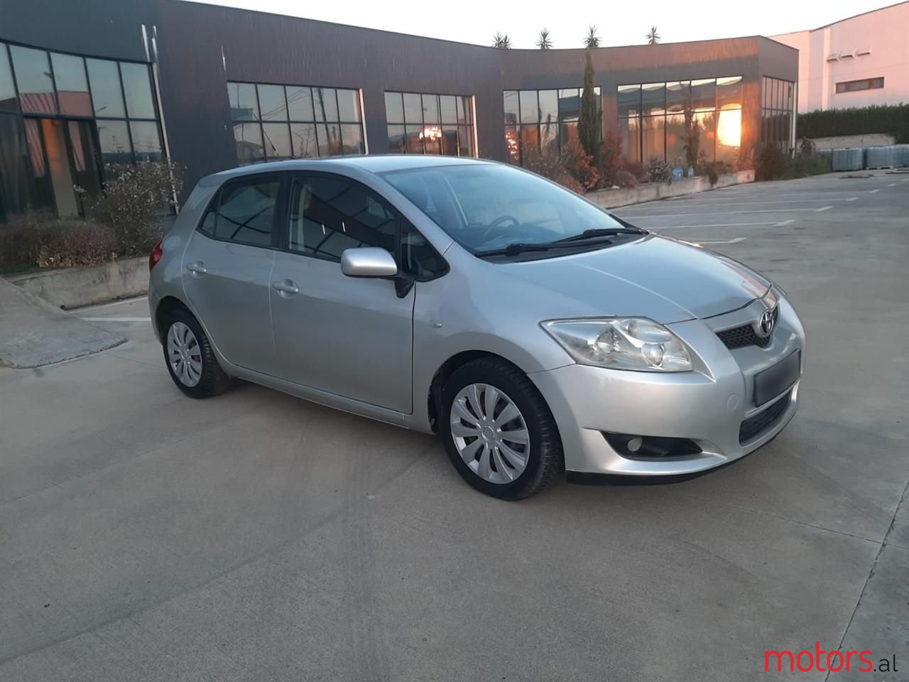 2008' Toyota Auris photo #1