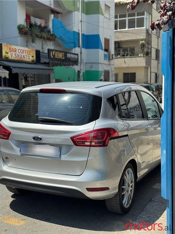 2015' Ford B-MAX photo #6