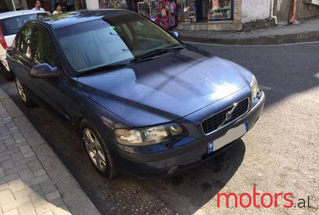 2000' Volvo S60 photo #1
