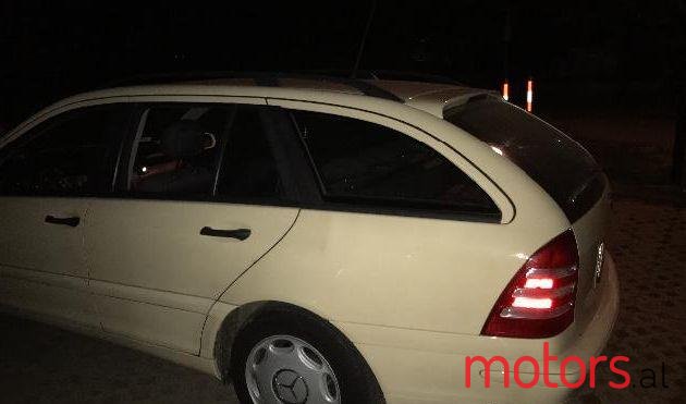 2001' Mercedes-Benz C-Class photo #1