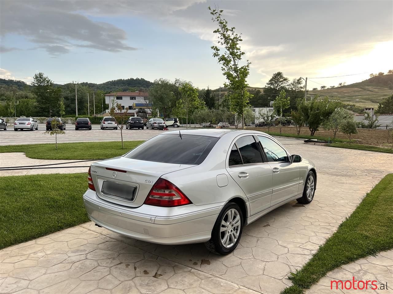 2005' Mercedes-Benz C 220 photo #3
