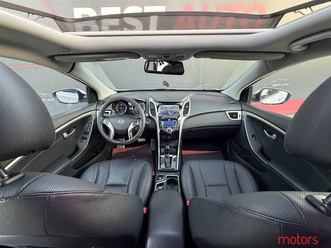 2012' Hyundai i30 photo #5