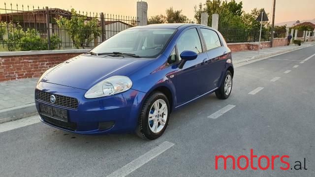 2007' Fiat Grande Punto photo #1