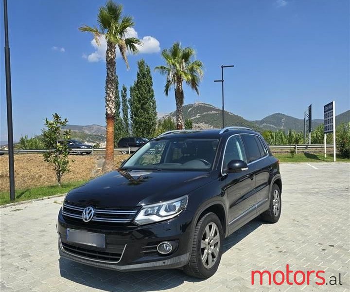 2013' Volkswagen Tiguan photo #1