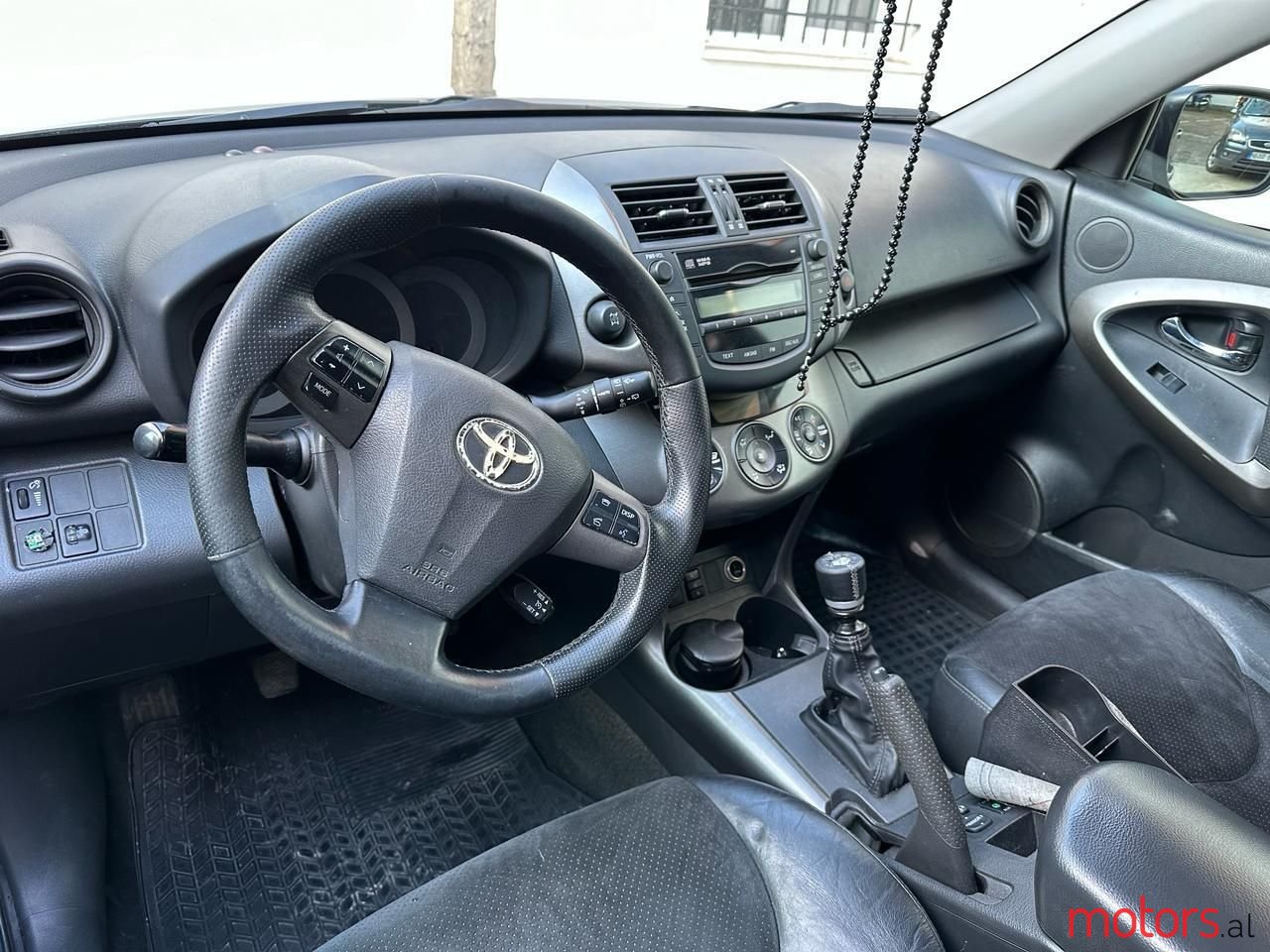 2010' Toyota RAV4 photo #6