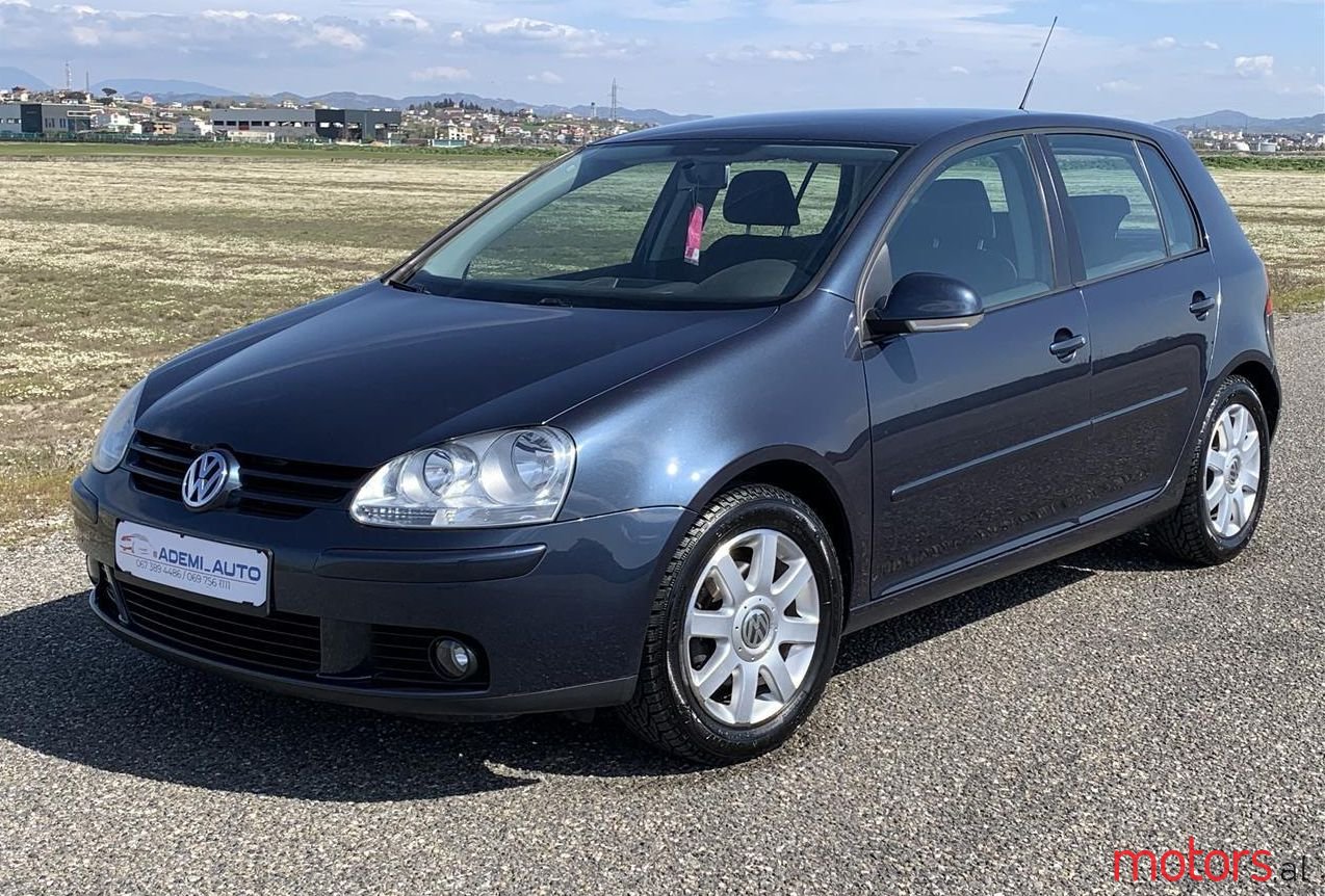 2008' Volkswagen Golf photo #1