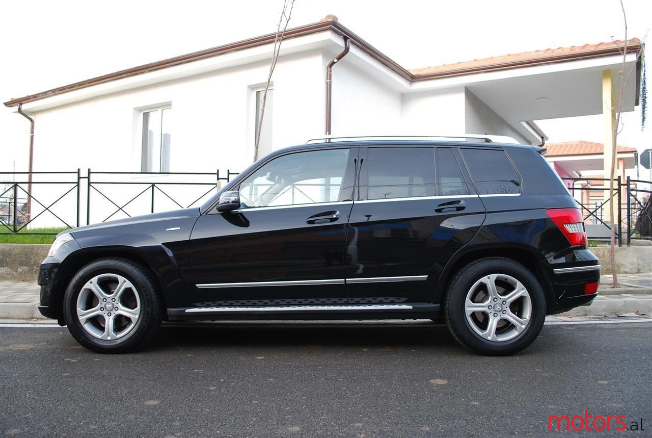 2010' Mercedes-Benz GLK 250 photo #5