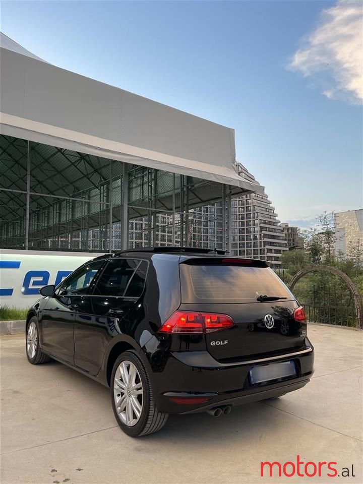 2014' Volkswagen Golf photo #1