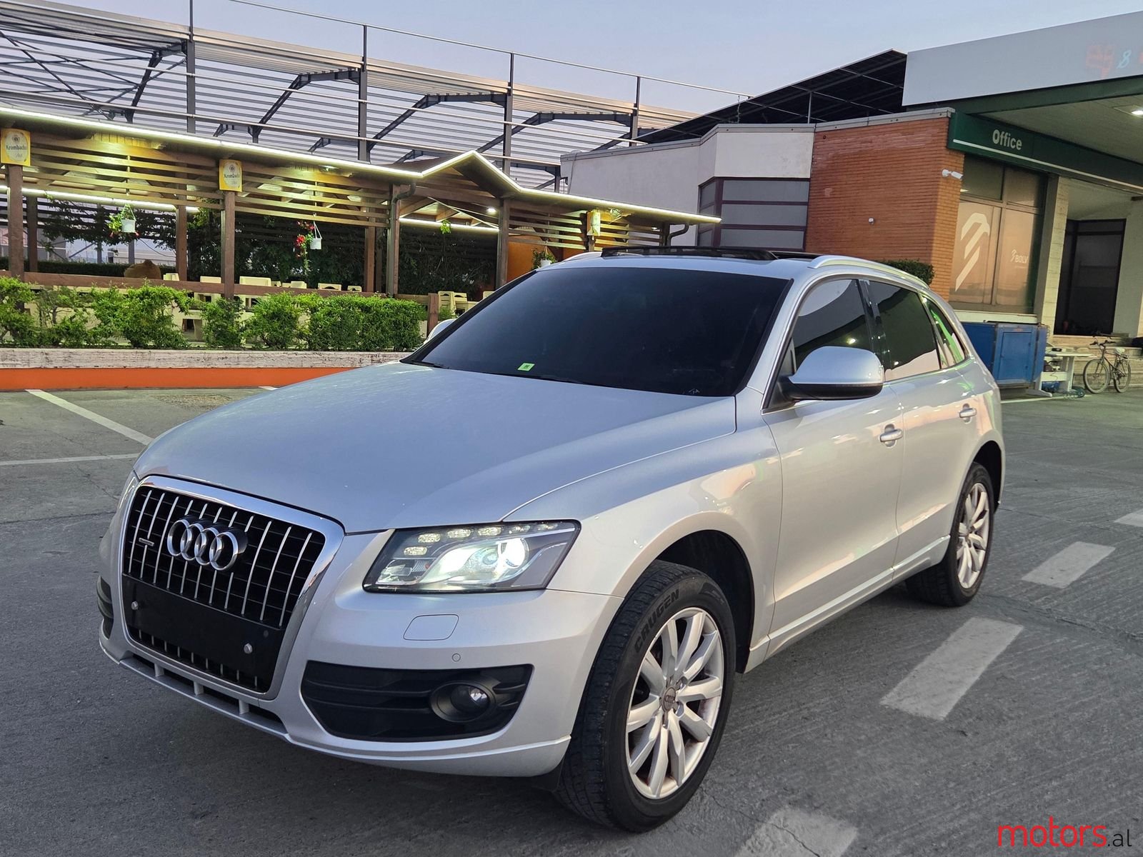 2012' Audi Q5 photo #1