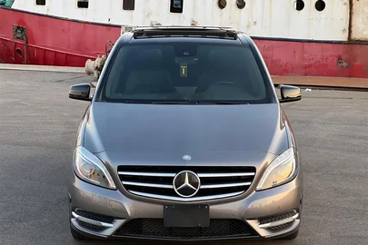 2014' Mercedes-Benz B 250