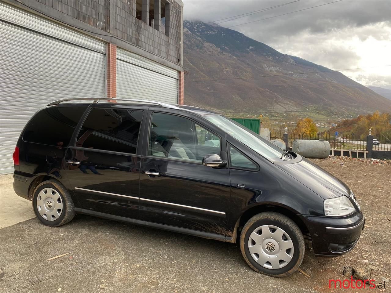 2007' Volkswagen Sharan photo #3