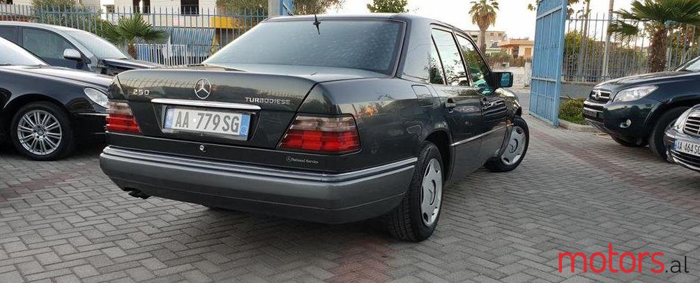 1994' Mercedes-Benz 250 photo #1