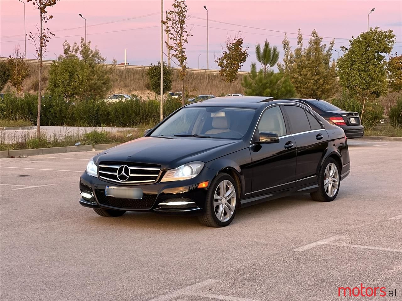 2012' Mercedes-Benz C 300 photo #1