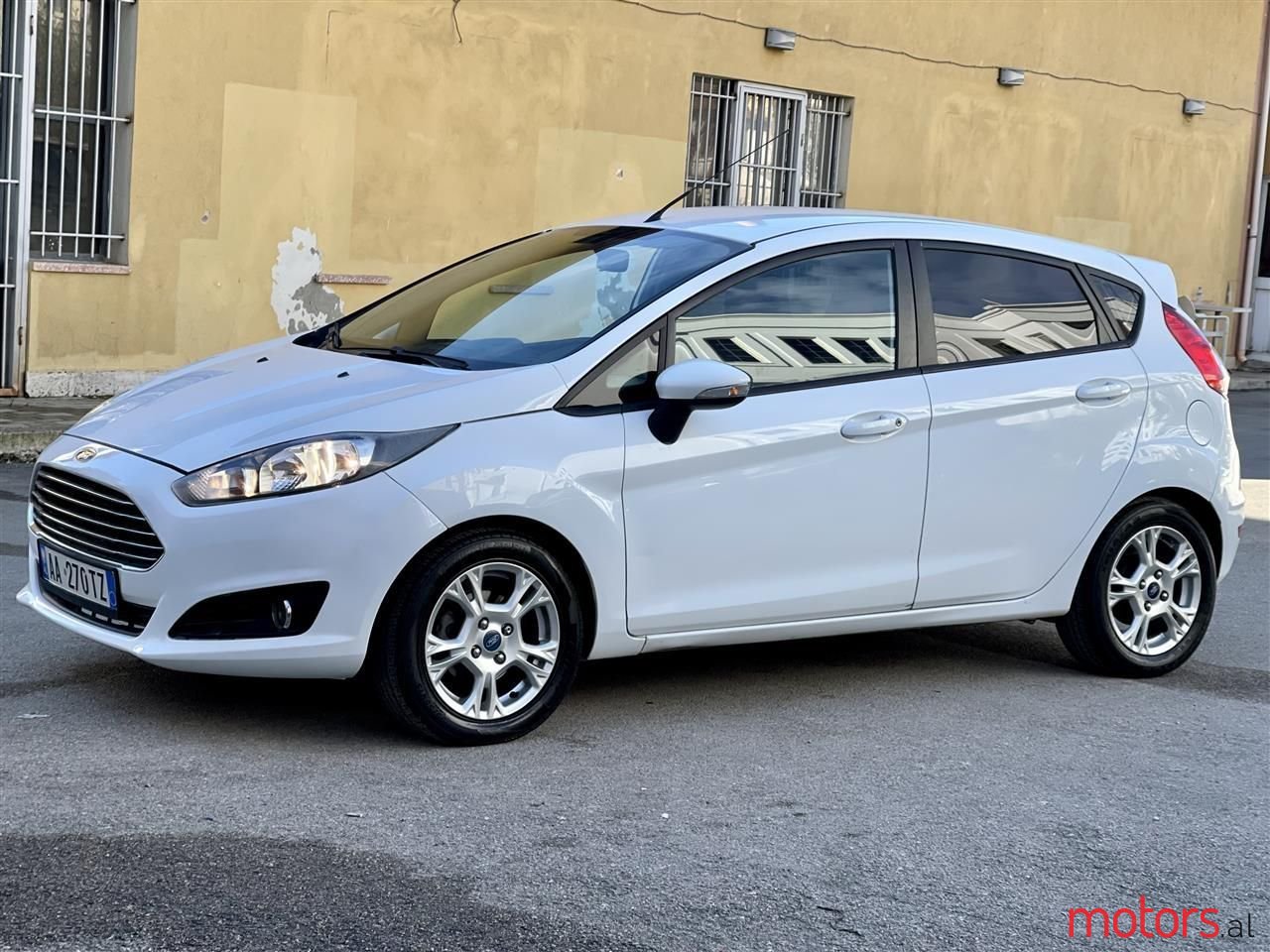 2013' Ford Fiesta photo #5