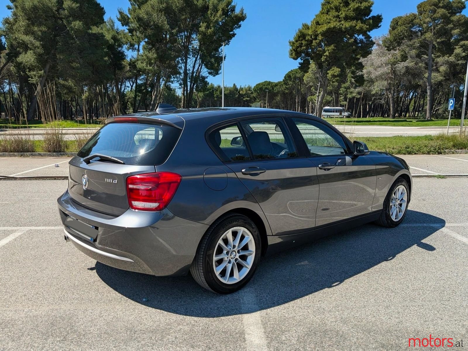 2013' BMW 118 photo #5