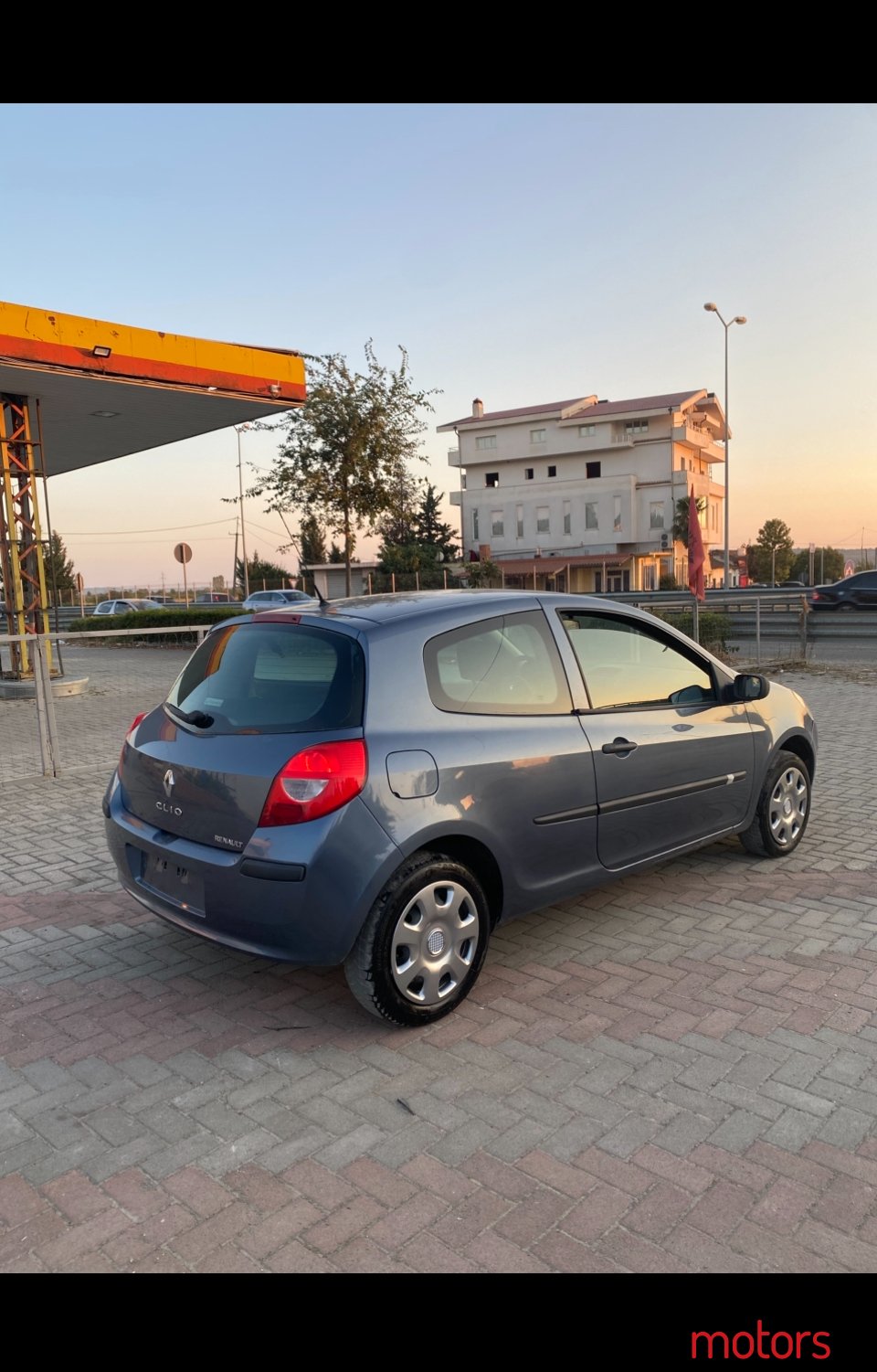 2006' Renault Clio photo #4