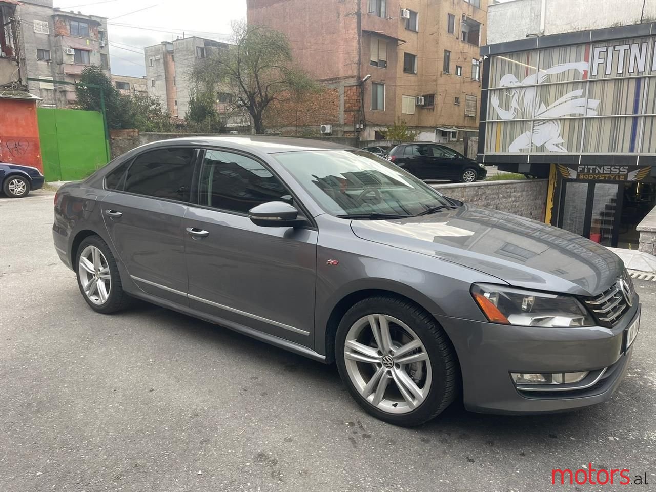 2012' Volkswagen Passat photo #2