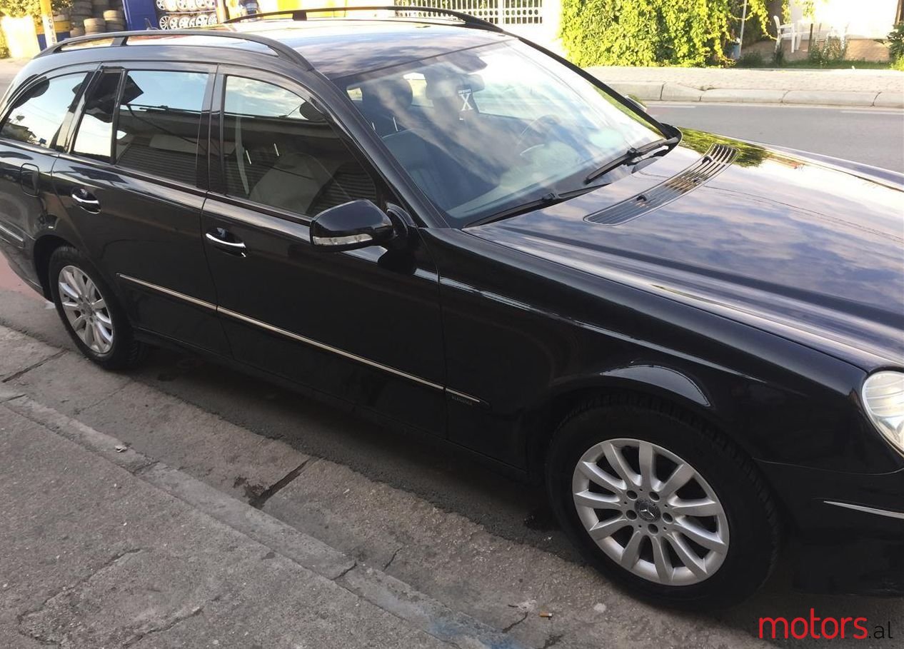 2008' Mercedes-Benz E 280 photo #1