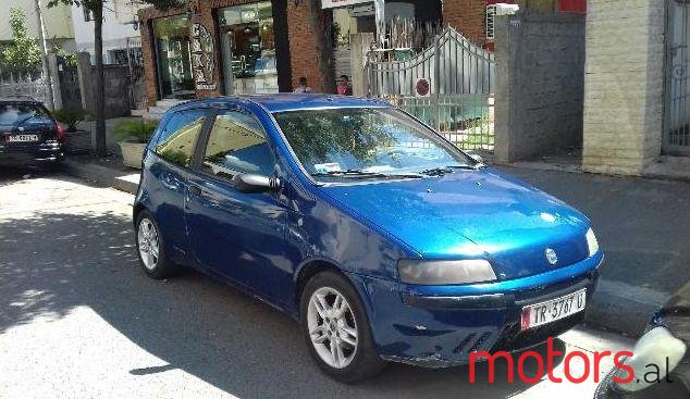 2001' Fiat Punto photo #2