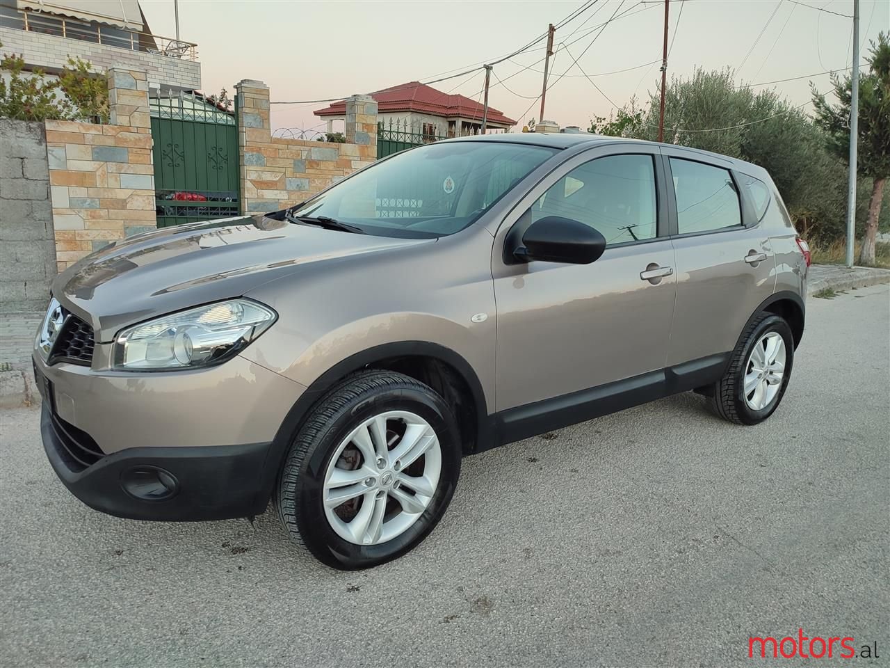 2010' Nissan Qashqai photo #2