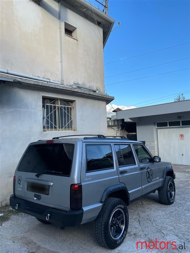 2001' Jeep Cherokee photo #3