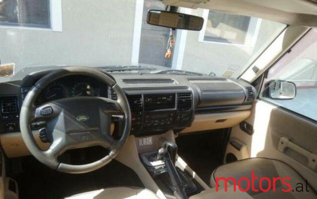 2004' Land Rover Discovery photo #1