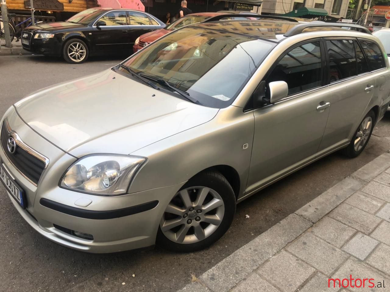 2006' Toyota Avensis photo #1