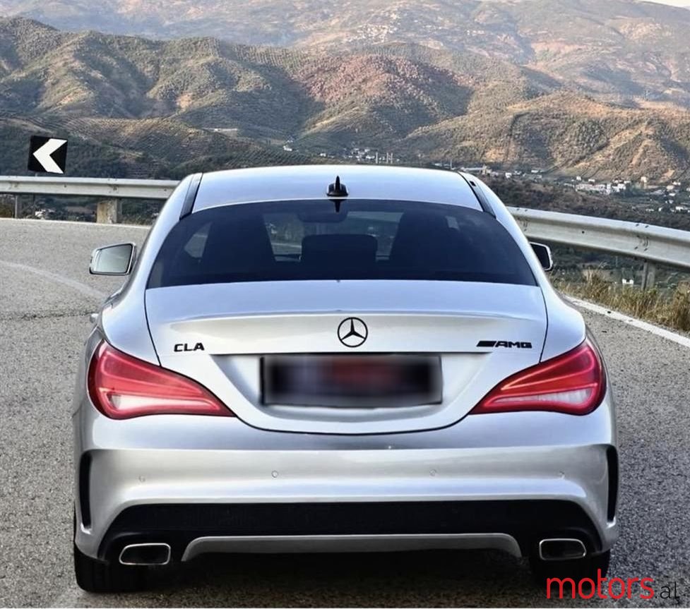 2014' Mercedes-Benz CLA 200 photo #4