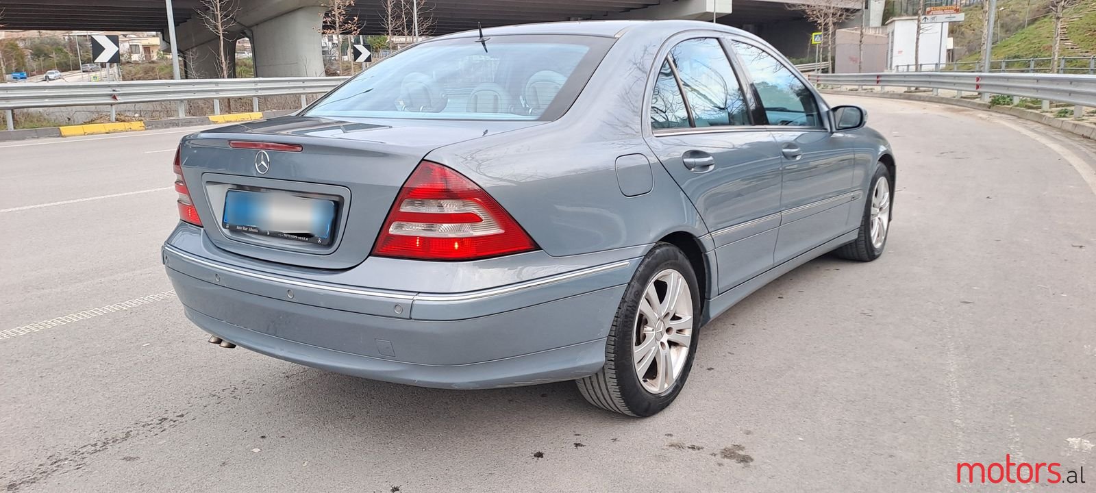 2005' Mercedes-Benz C 220 photo #3