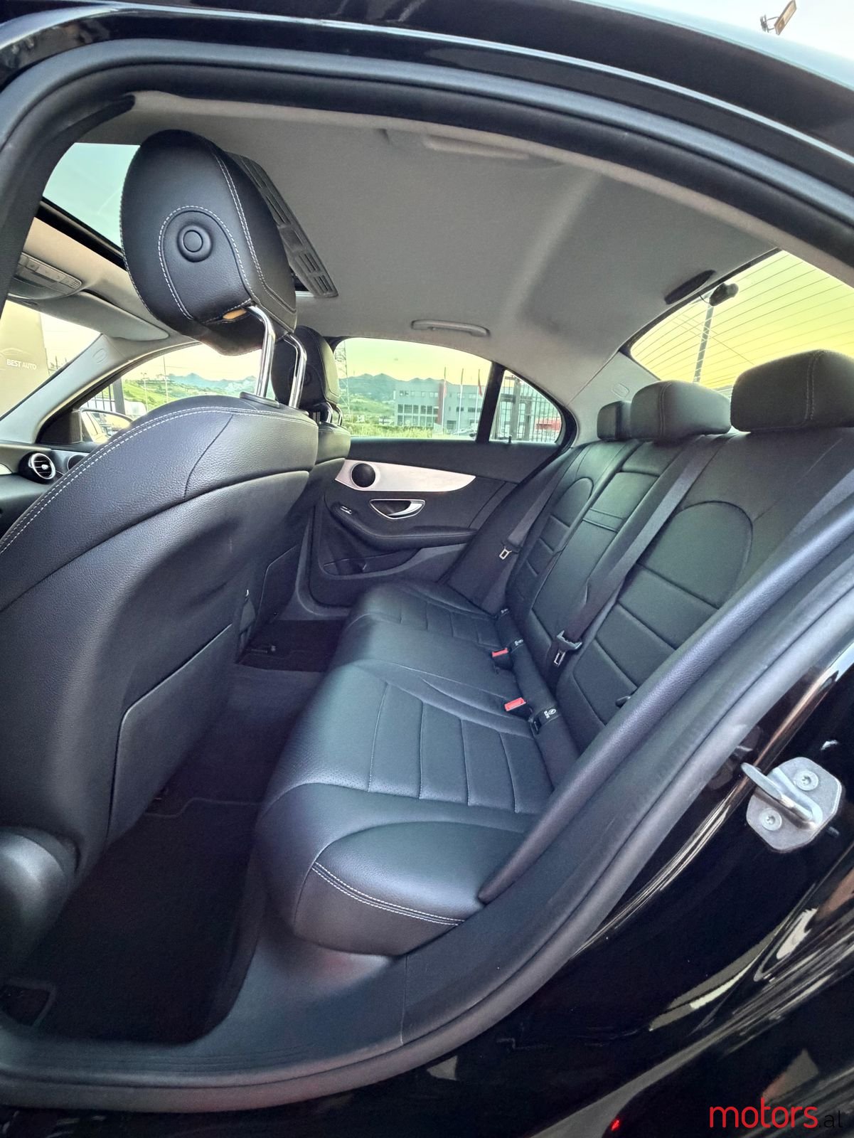 2016' Mercedes-Benz C 220 photo #2