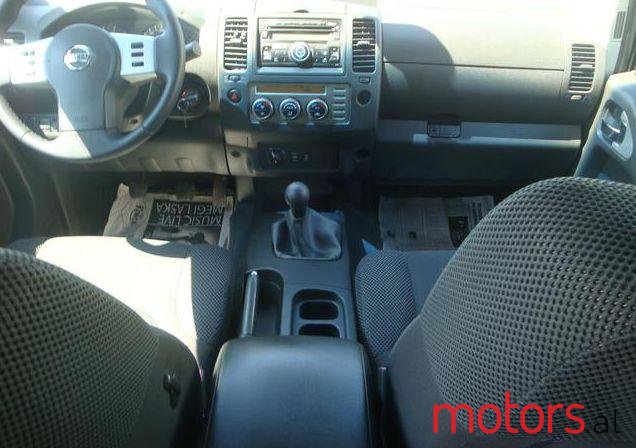 2008' Nissan Navara photo #2