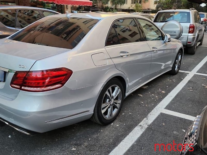 2014' Mercedes-Benz E 220 photo #2