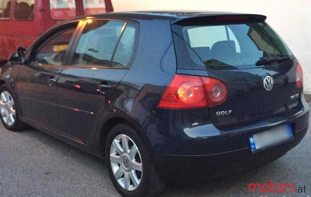 2005' Volkswagen Golf photo #1