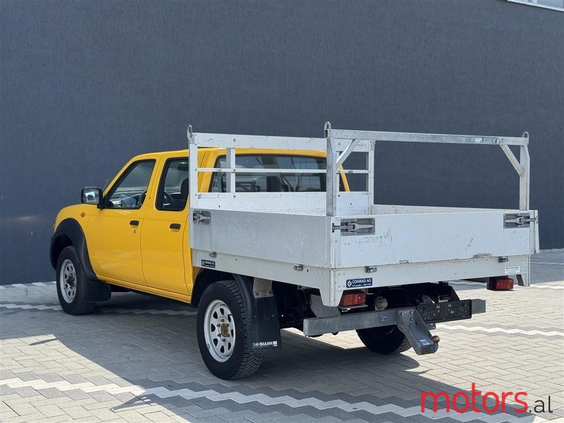 2011' Nissan Np 300 photo #4