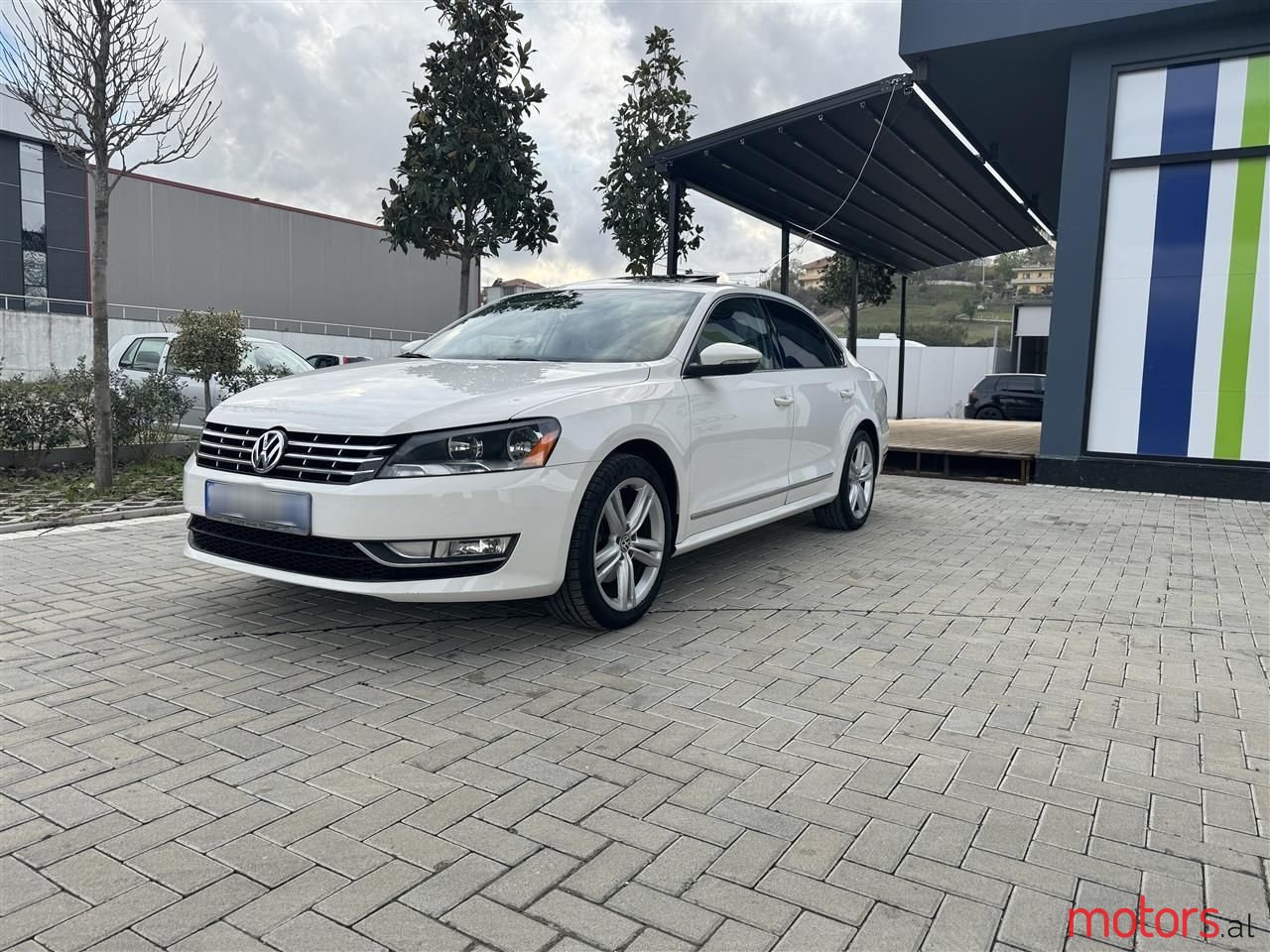 2012' Volkswagen Passat photo #2