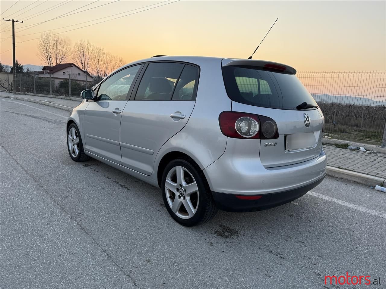 2005' Volkswagen Golf Plus photo #3