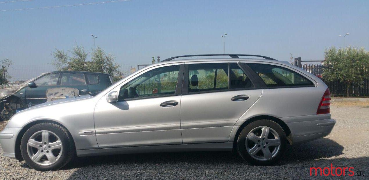 2004' Mercedes-Benz C-Class photo #1