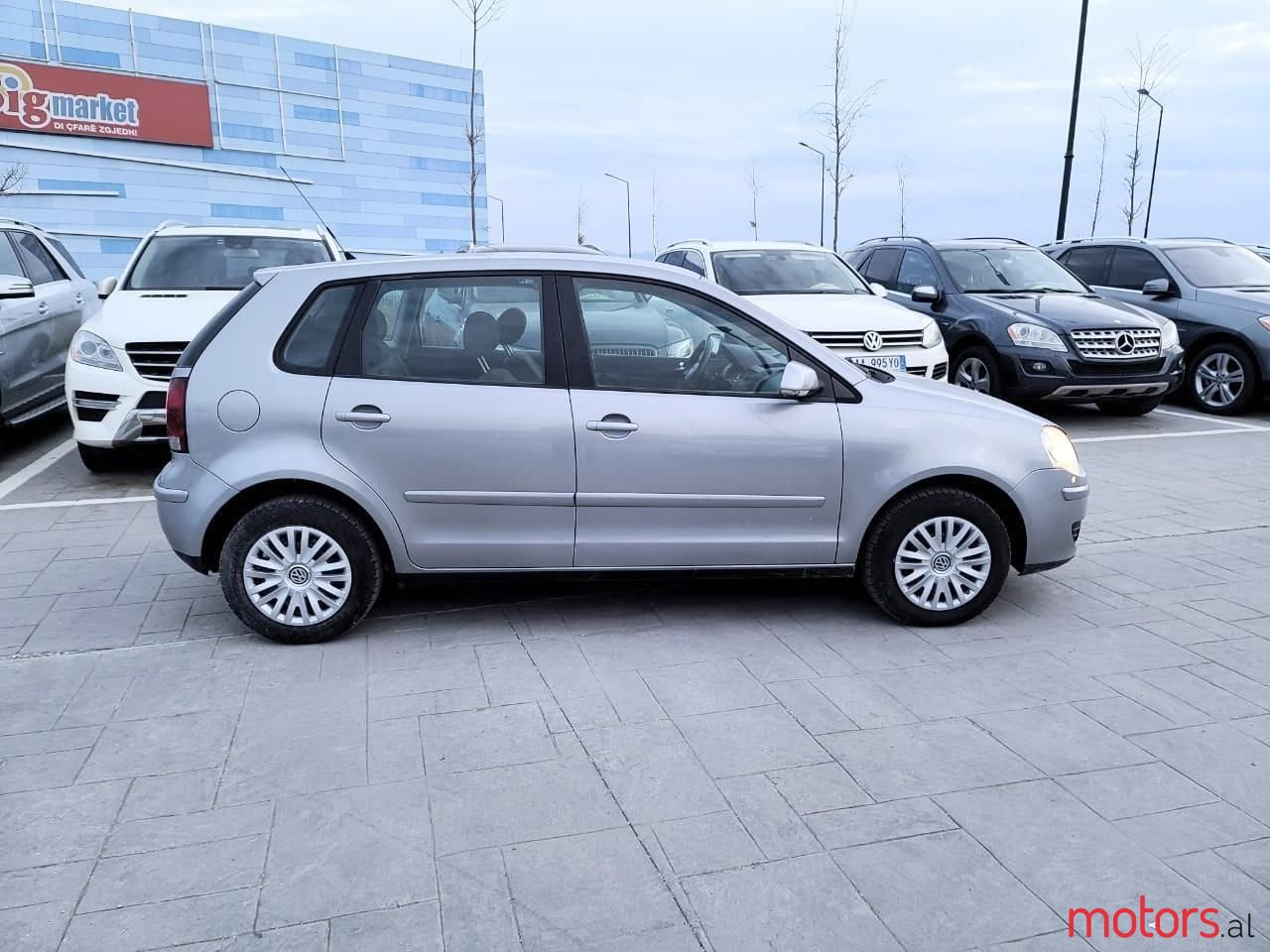 2006' Volkswagen Polo photo #6