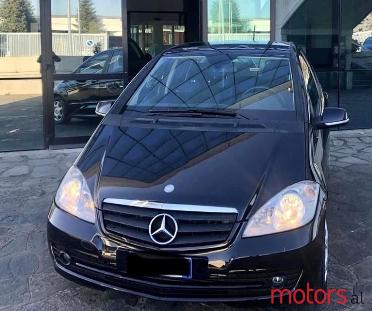 2012' Mercedes-Benz A 160 photo #1