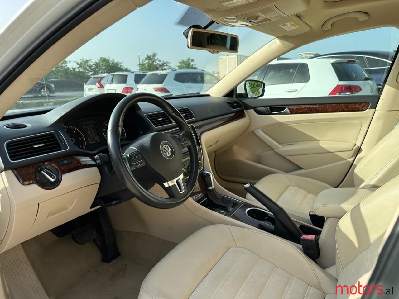 2013' Volkswagen Passat photo #6