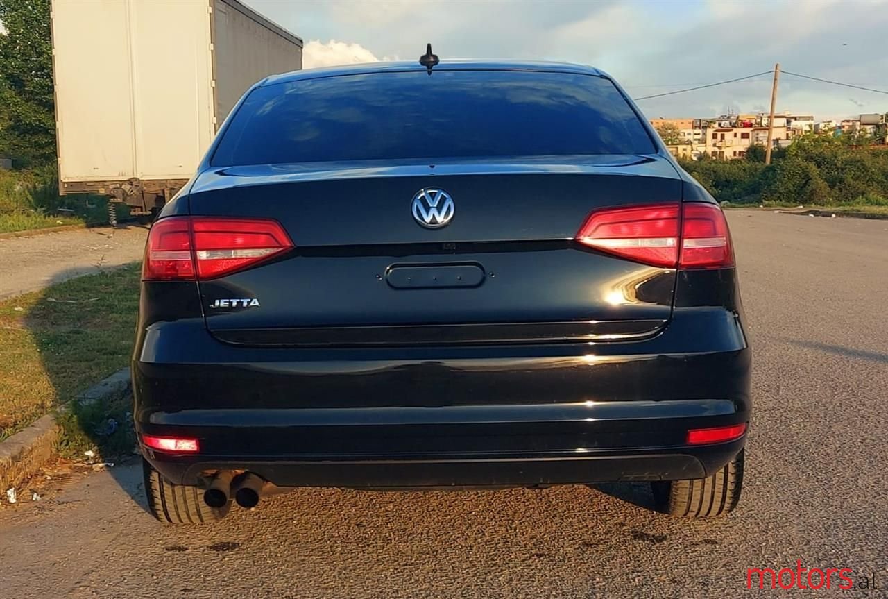 2015' Volkswagen Jetta photo #2