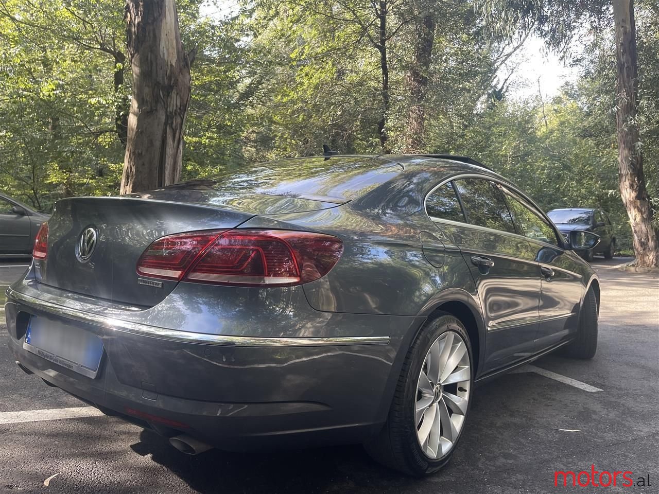 2013' Volkswagen Passat photo #5