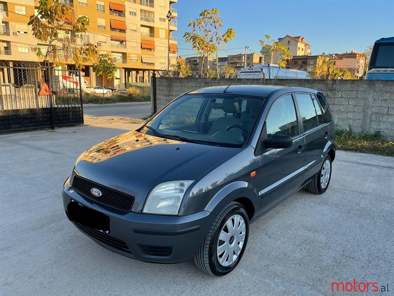 2005' Ford Fusion photo #1