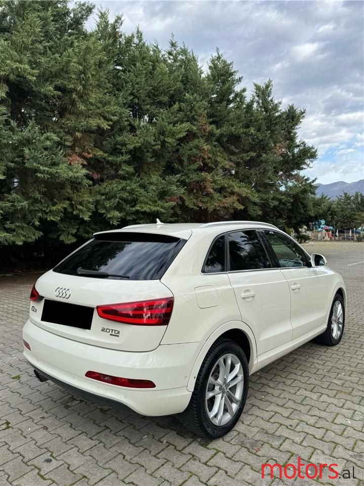 2012' Audi Q3 photo #5