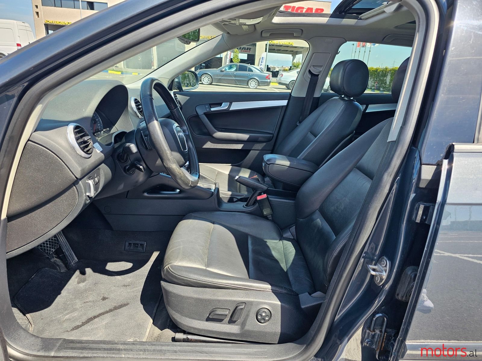 2013' Audi A3 photo #5