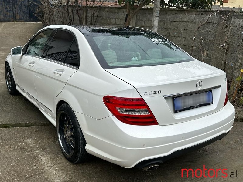 2012' Mercedes-Benz C 220 photo #4